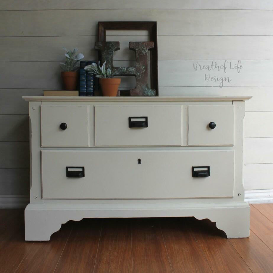 Kreidefarbe | Dixie Belle Chalk Paint - Buttercream