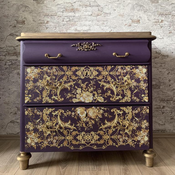 violette kommode mit goldener transferfolie